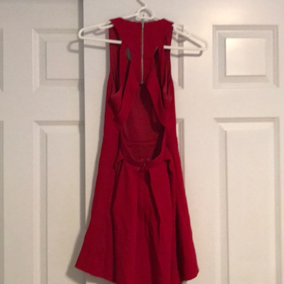 Lulu’s red skater dress - Picture 3 of 4